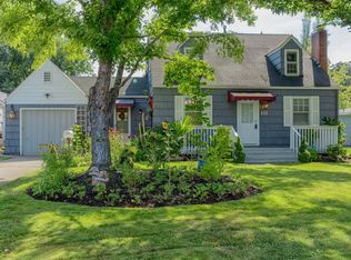 111 S Keene Way Dr, Medford, OR