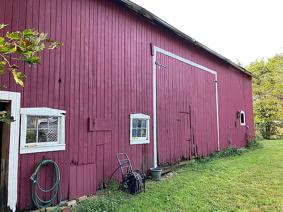 3rd image of 10464 Farmersville West Carrollton Rd
