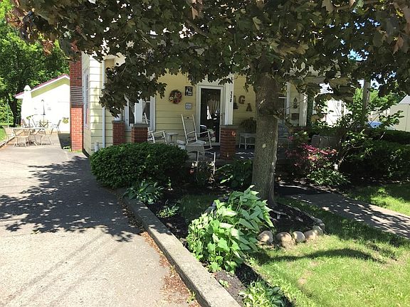 4th image of 330 S Franklin St