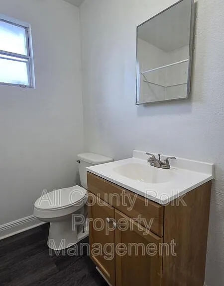 1135 Fairview Ave — Photo 8