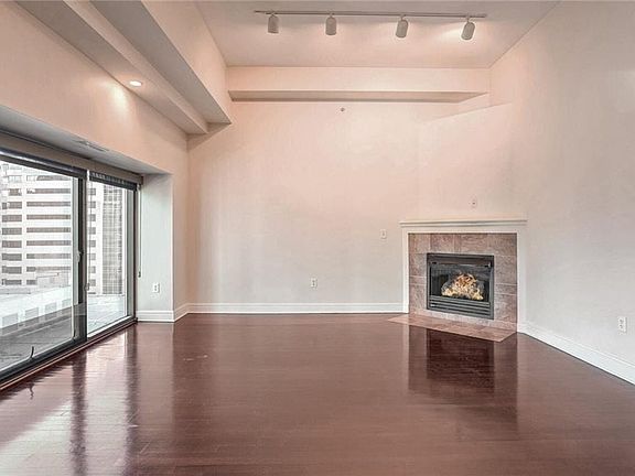 2nd image of 1101 Walnut St Unit 904