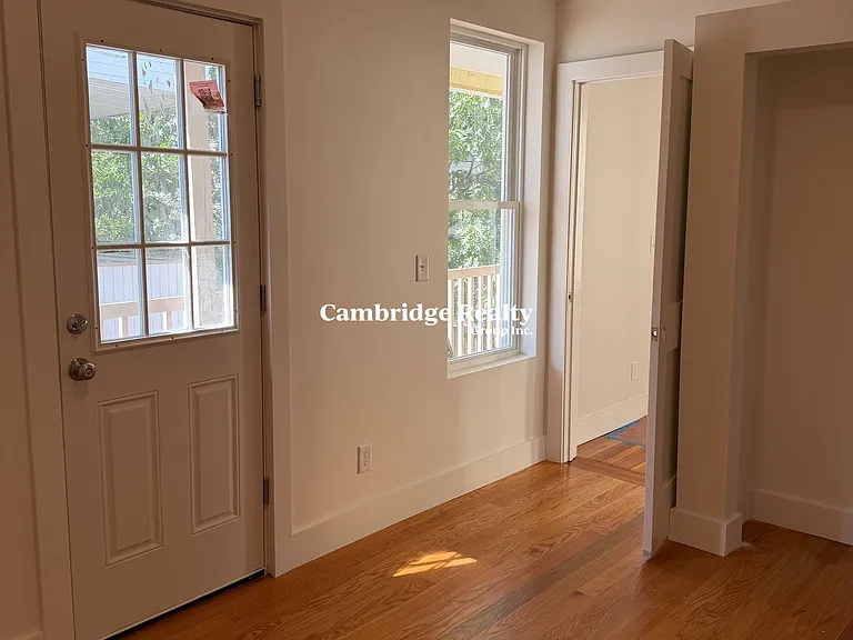 82 Marion St #2T — Photo 5