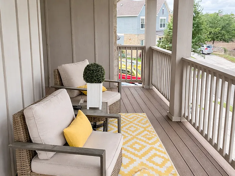 Upstairs Balcony