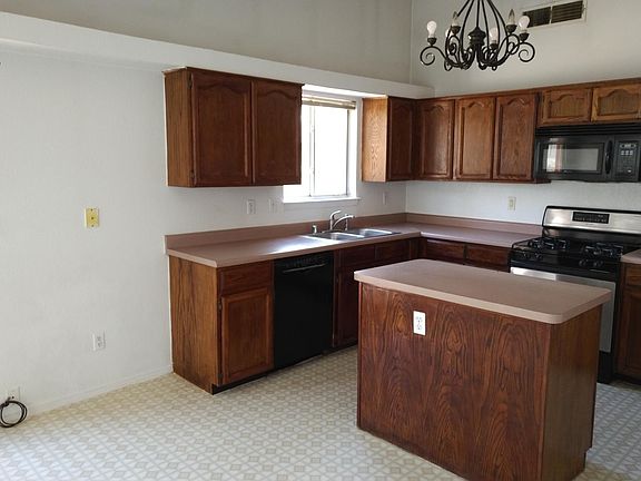4th image of 12021 Spire Terrace Dr