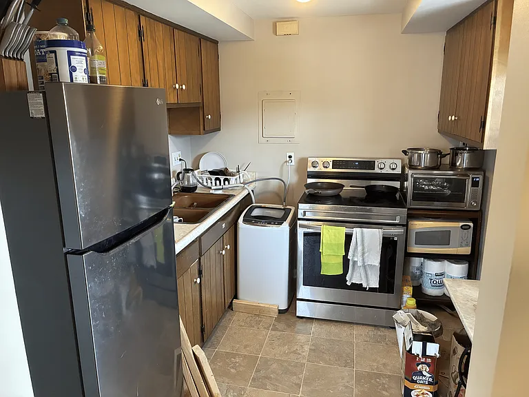100 E Franklin St #100 — Photo 12