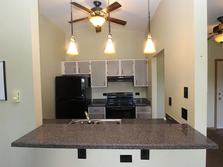 1375 Cunat Ct #3B — Photo 5