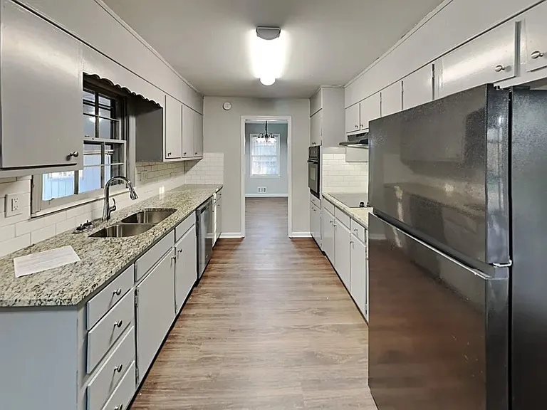 3660 Scarlet Dr — Photo 7