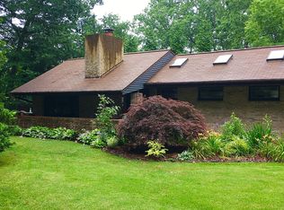 406 Balsam Rd, Hendersonville, NC 28792