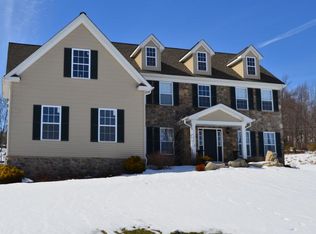 6 Rolins Mill Rd, Flemington, NJ 08822