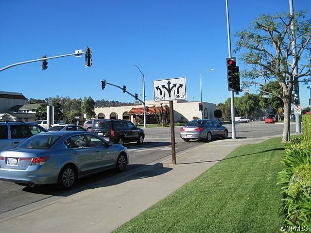 1st image of 23609 Hawthorne Blvd