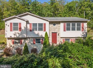 2046 Green Spring Rd, Winchester, VA 22603