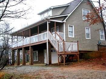 1st image of 807 Satterfield Rd