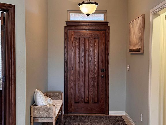 4th image of 2307 Mount Vernon Rd