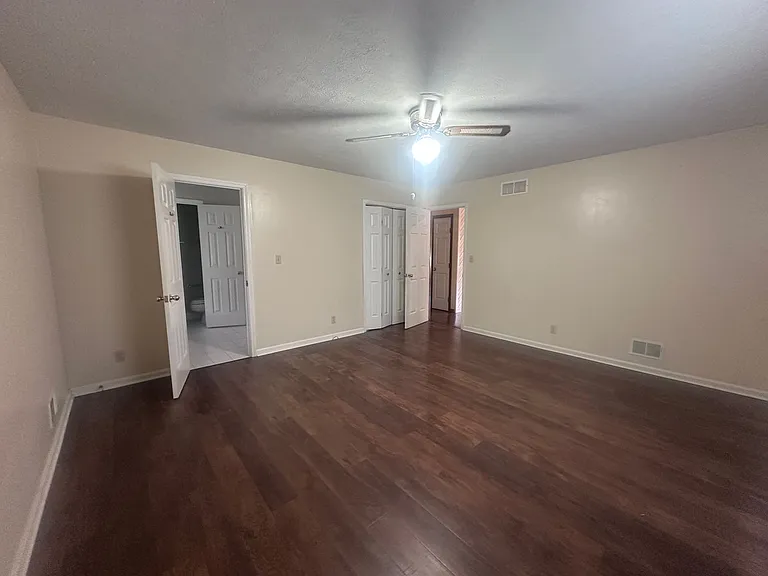 1002 Juniper Springs Dr — Photo 28