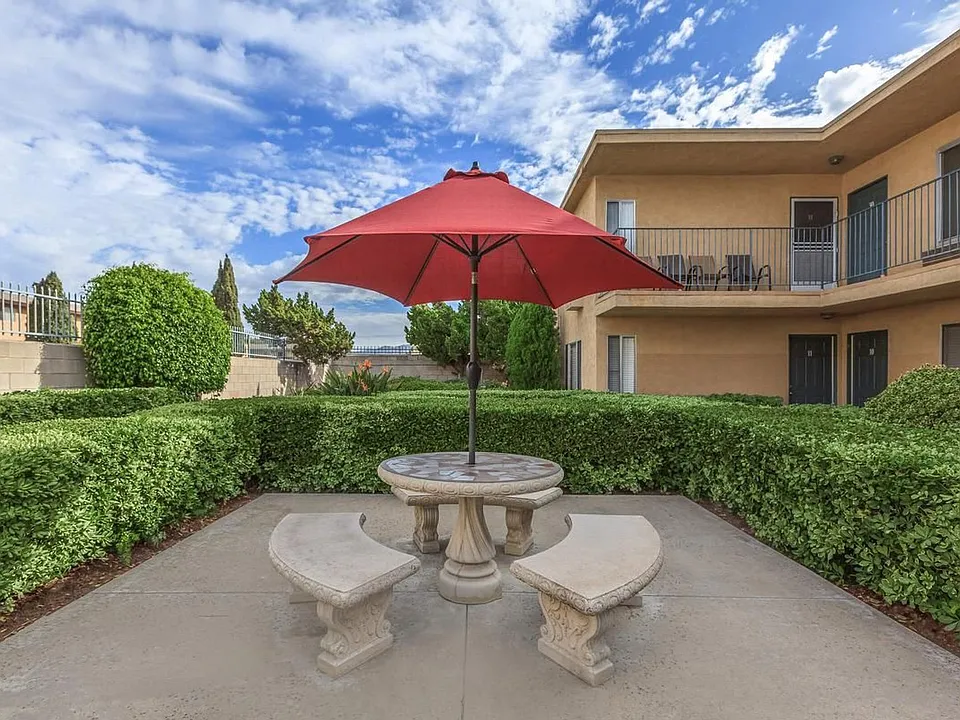 Casa Tierra Apartments