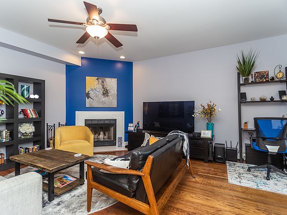 5th image of 820 W Sunnyside Ave APT 2A