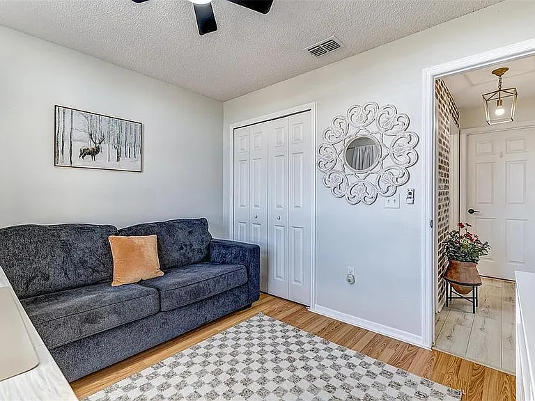 814 Brightview Dr — Photo 24