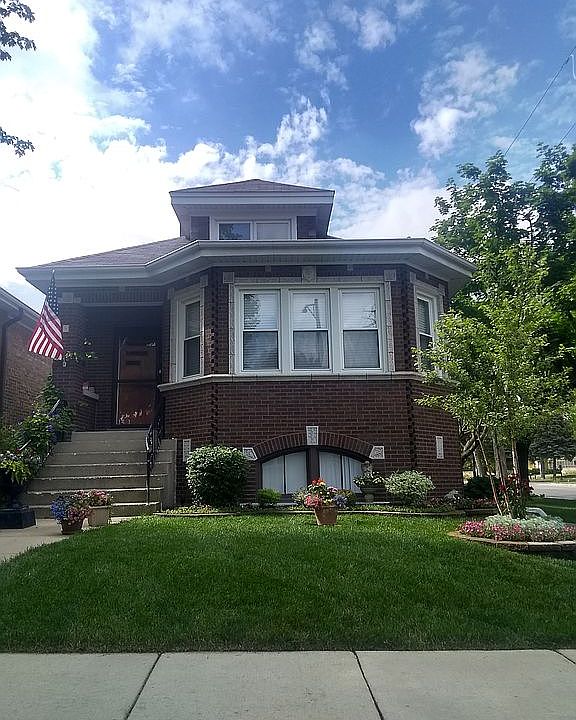 1st image of 7945 W Fletcher St