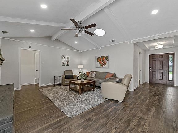 4th image of 1228 Holt Ave #18105509