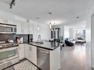 2133 Douglas Rd #1106, Burnaby, BC V5C 0E9
