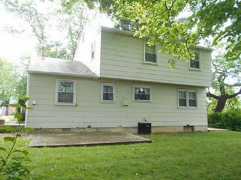 2nd image of 2547 Finlaw Ave