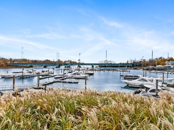 11 River Rd UNIT 105