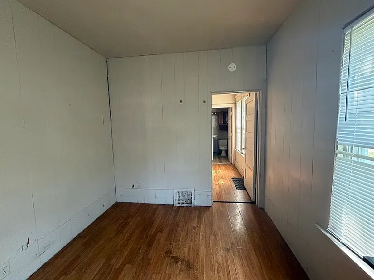 2804 W Humboldt St — Photo 8