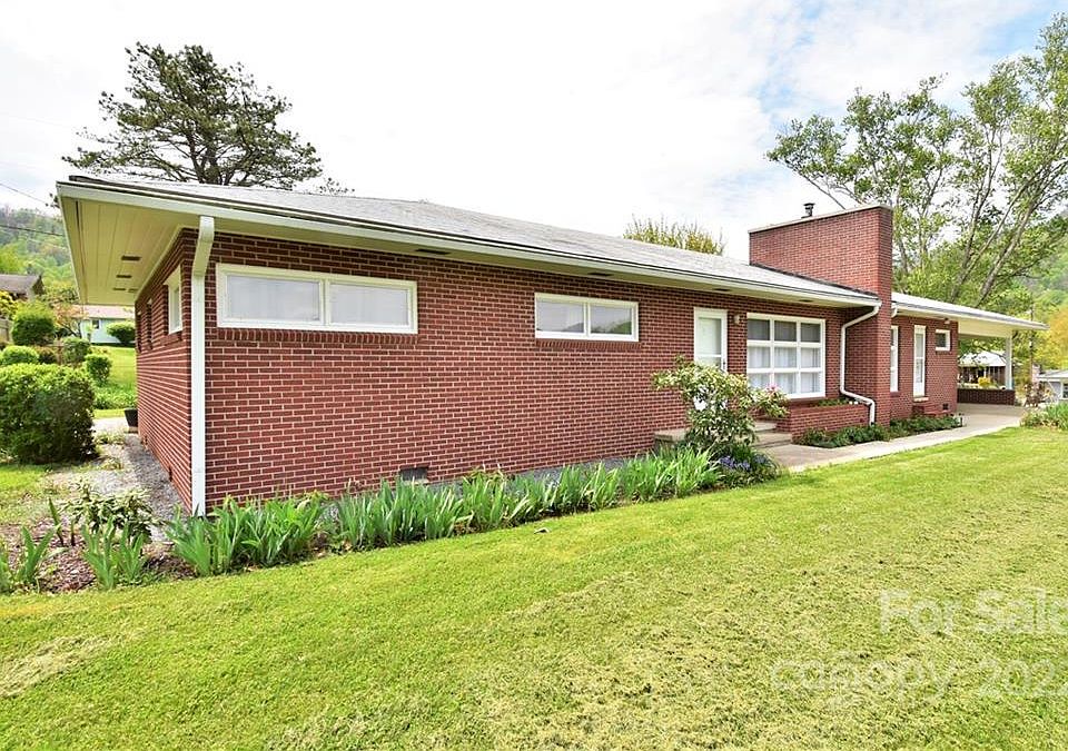 1st image of 255 Grandview Cir