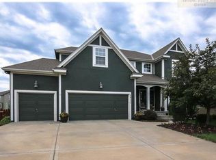 24111 W 79th Ter, Lenexa, KS 66227