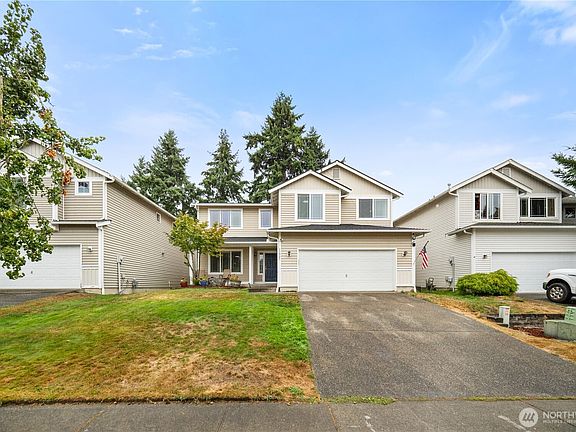 3rd image of 11921 126th Street Ct E