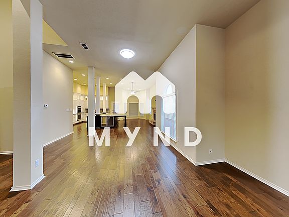 3rd image of 9019 Parkland Dr