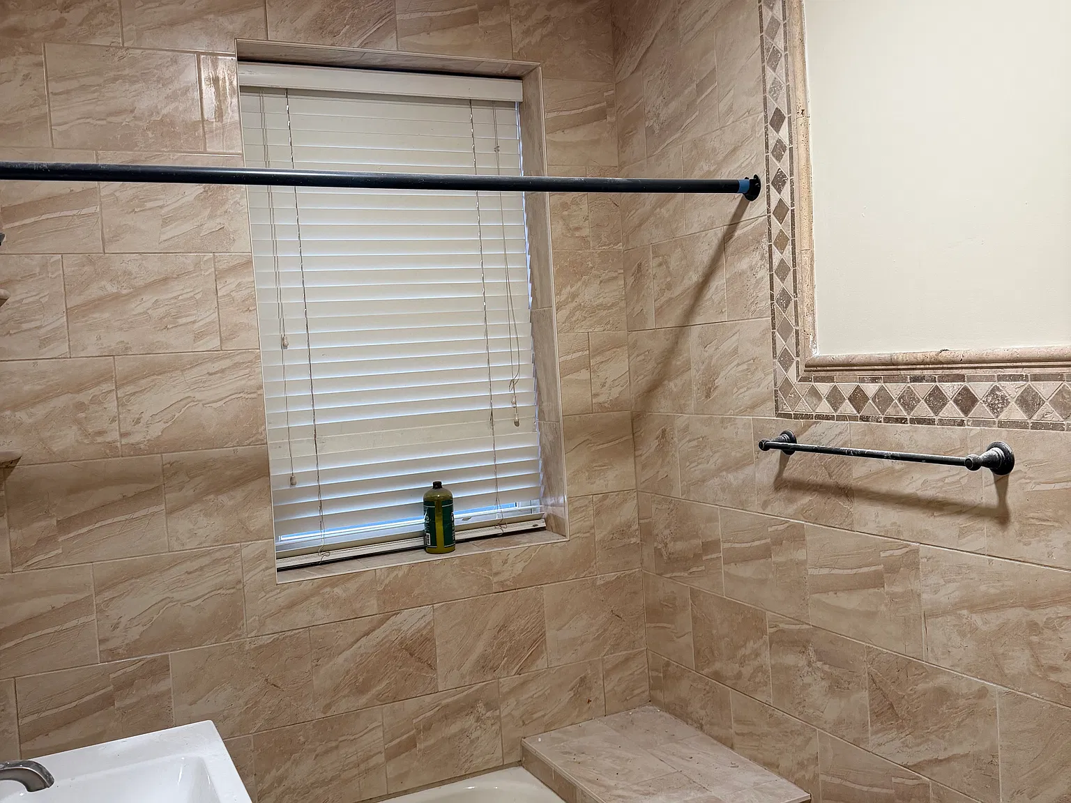 2 bed, $2,000 — Photo 4