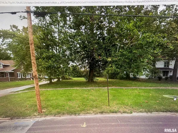 630 Hardin Ave, Jacksonville, IL 62650