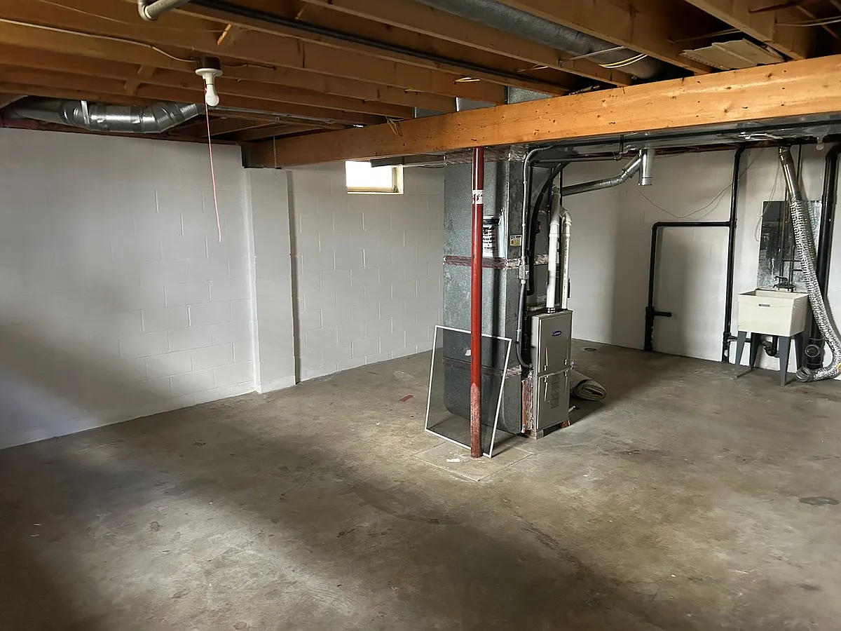 Building Photo - 377 Stetler Ave