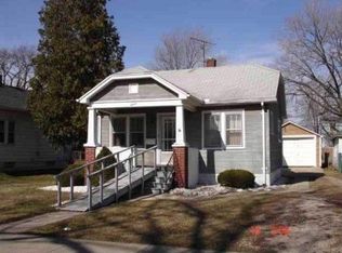 15 Dickinson Pl, Mount Clemens, MI 48043