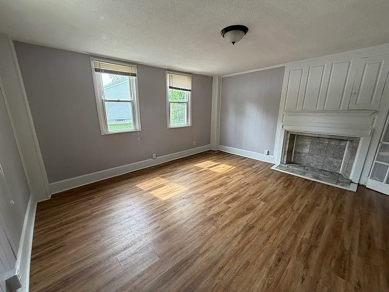 81 Brown St #A — Photo 18