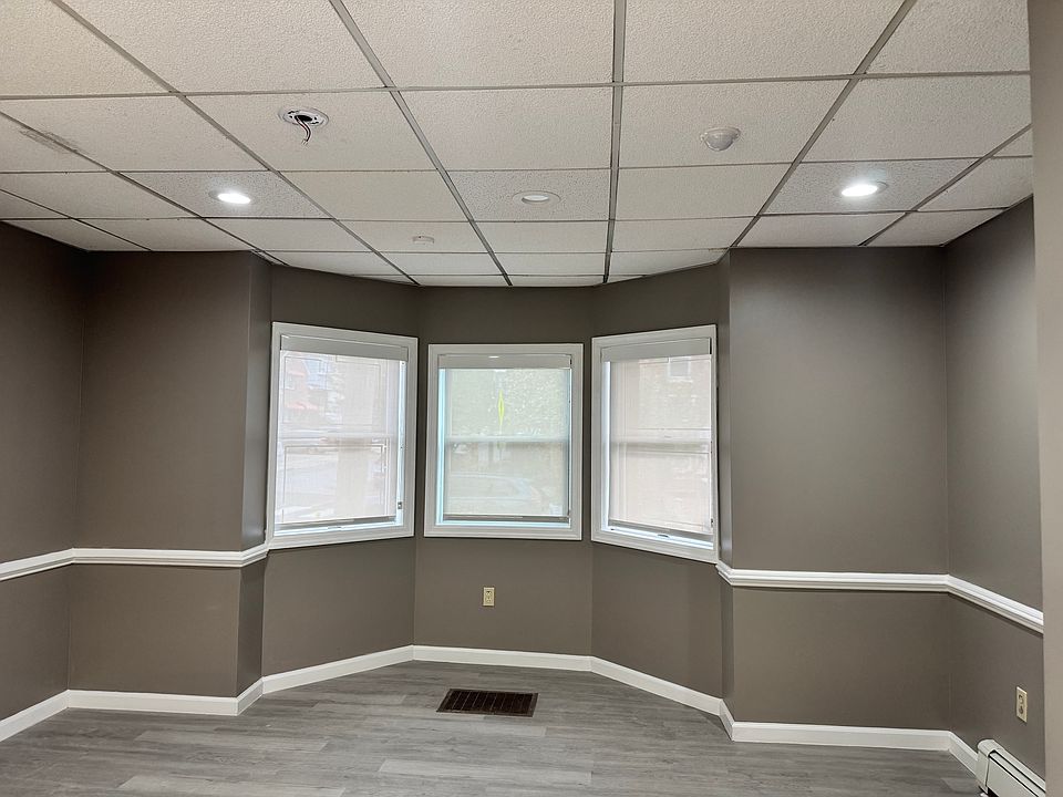 1st image of 268 Saint Paul Ave #1