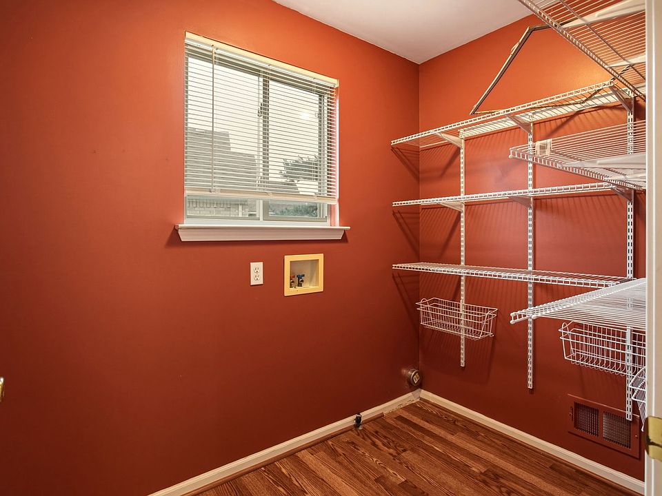 52496 Fox Pointe Dr, photo 27