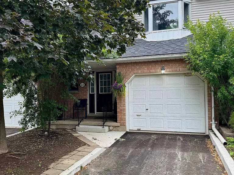 310 Christopher Dr #22 — Photo 1