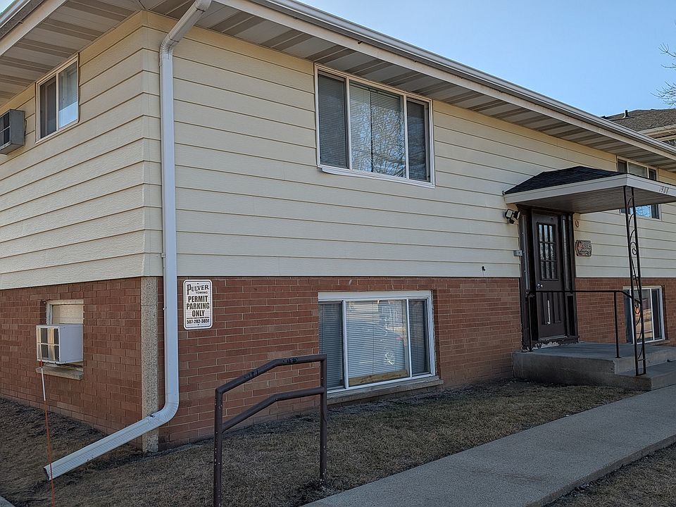 1908 19th Ave NW (4 unit building)