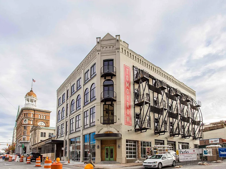 Tomorrow Building — Photo 108