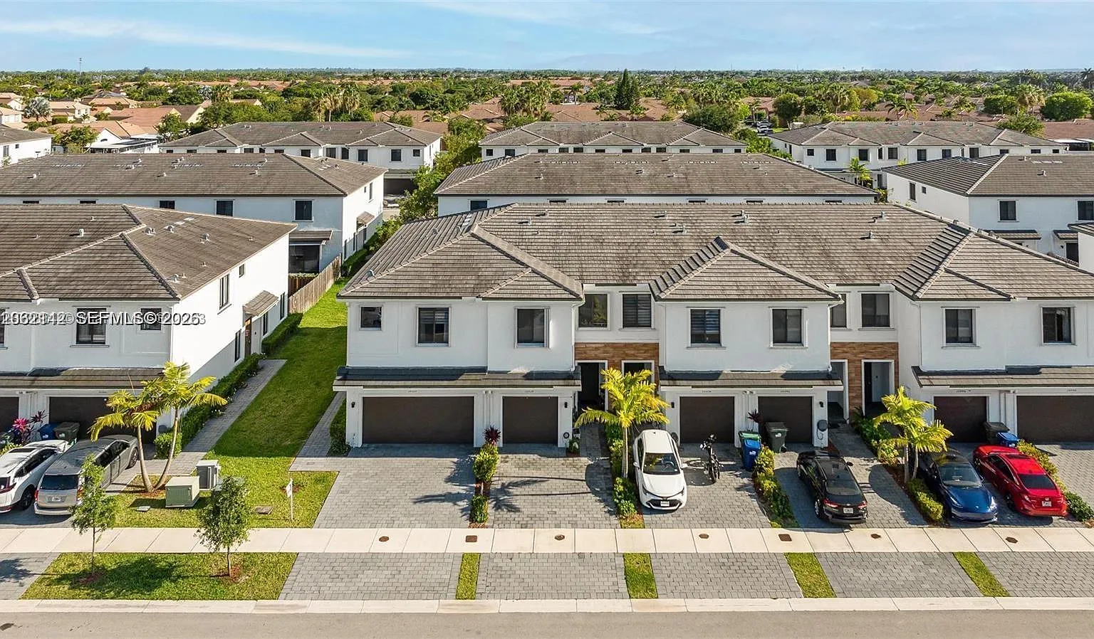 Mc Residential — Photo 2
