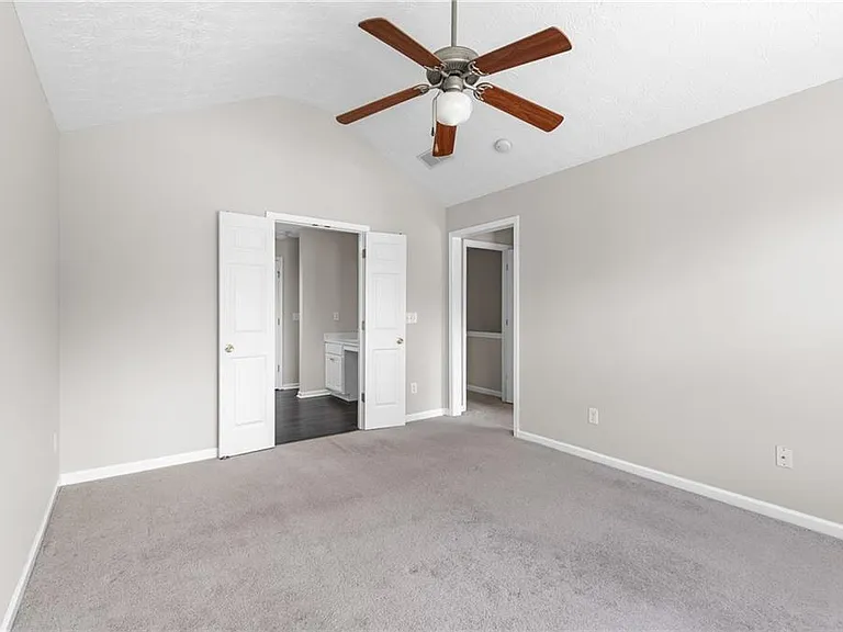 6604 Splashwater Dr — Photo 20