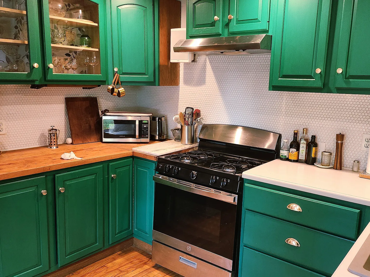 2 bed, 1.5 bath, 1164 sqft, $2,050 — Photo 3