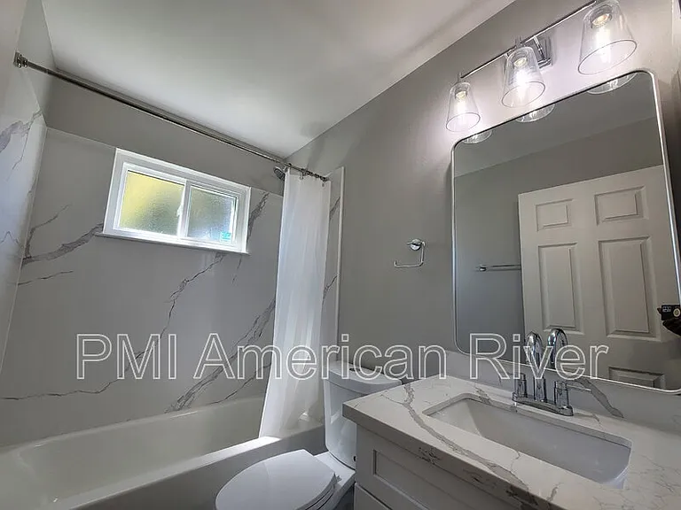 9275 Defiance Cir — Photo 14