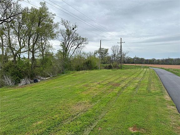 3rd image of Fish Hatchery Rd