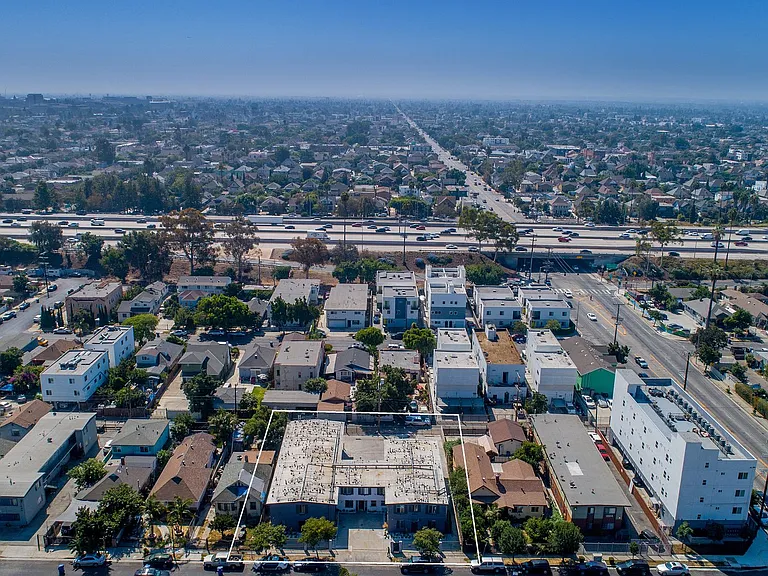 Casas On Cordova Street Apartments — Photo 102