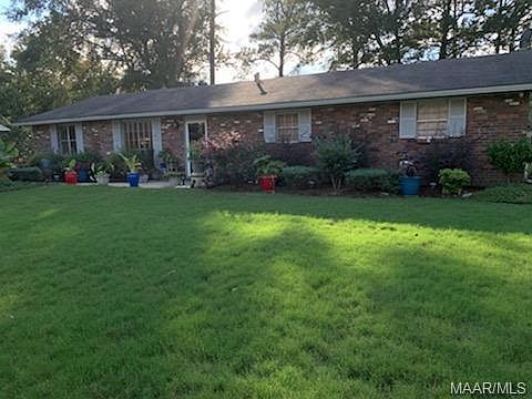 2nd image of 111 Hillhedge Rd