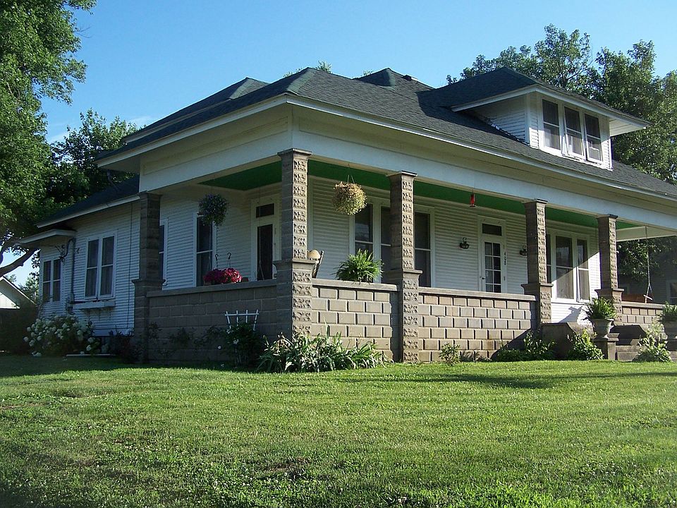 Large covered wrap around porch