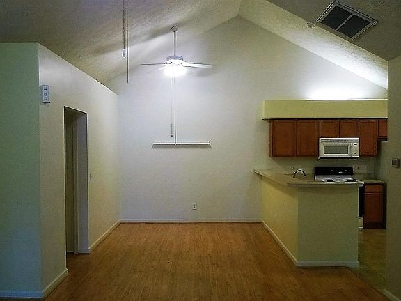 5th image of 4557 Spikerush Ln #21